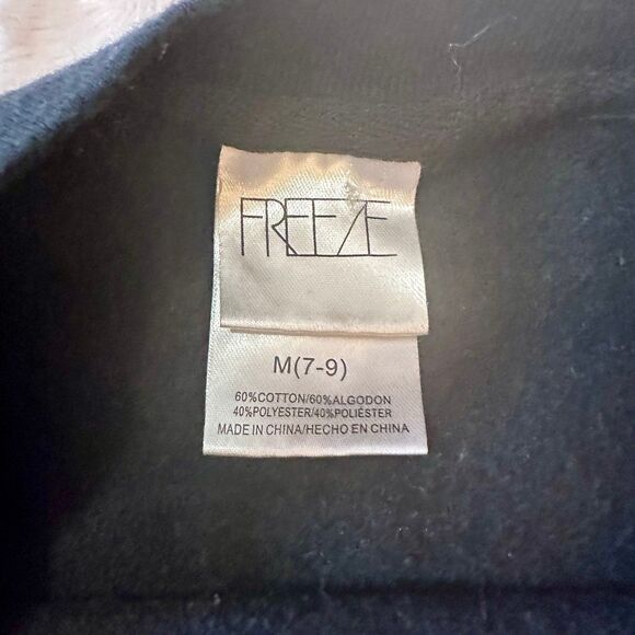 Junior’s Freeze Bah Humbug Christmas Sweatshirt Size M (7-9) - Picture 6 of 7